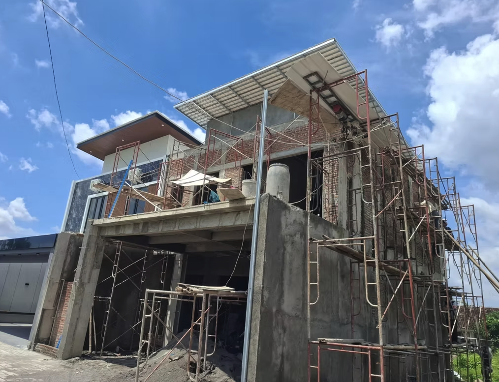 Jual Rumah Mewah 2 LT di Maguwo Dekat Jogja Bay dan Sanata Dharma 3