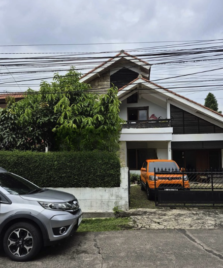 Rumah Asri Geger Kalong Wetan Bandung | 4+1 KT, SHM,