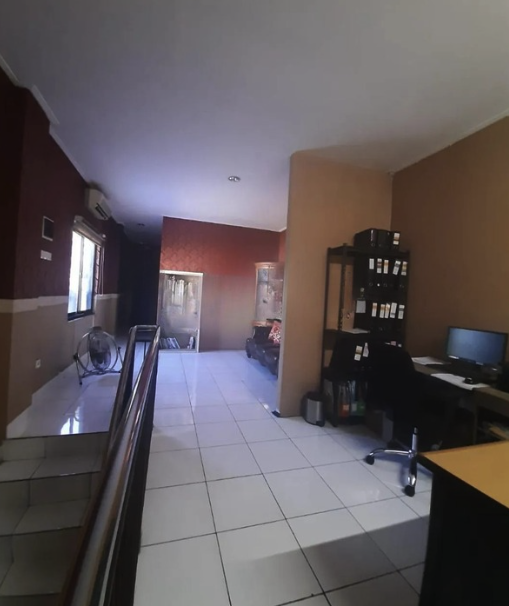 Ruko 3 Lantai Terusan Sutami Pasteur Bandung | LB 468 m², SHM, Garasi
