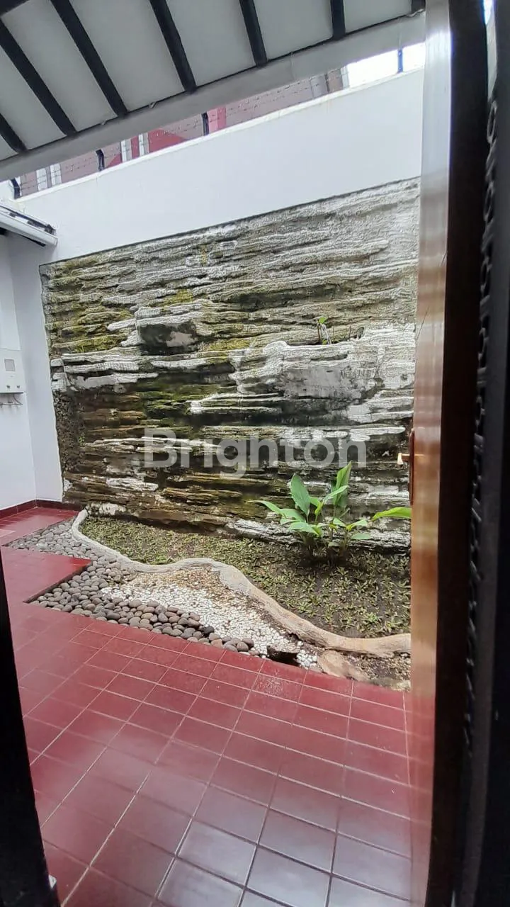 Rumah 4+1 KT Jalan Cijerokaso Geger Kalong Bandung 3