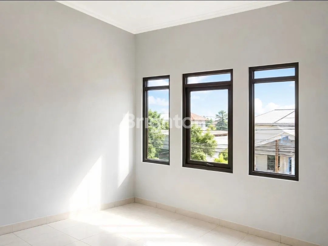 Shophouse for Sale in Pasteur, Bandung with SHM Certificate 3