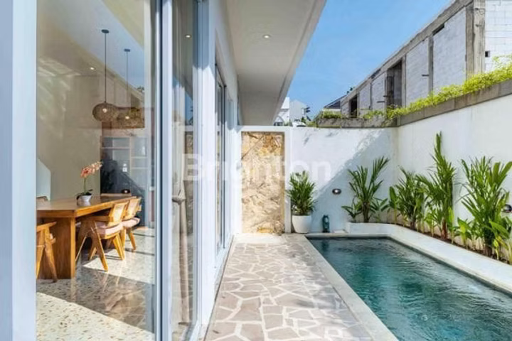Rumah 2 Lantai Dekat Echo Beach Canggu | 5 KT + 1 Kamar ART, SHM | Rp 3.900.000.000 4