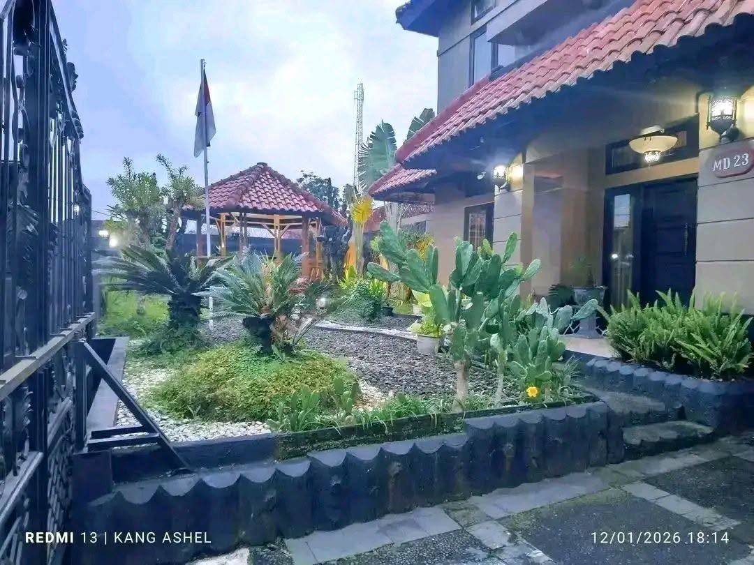 Fully Furnished 6-Bedroom House for Sale in Puncak, Bogor with Garden and Parking 3