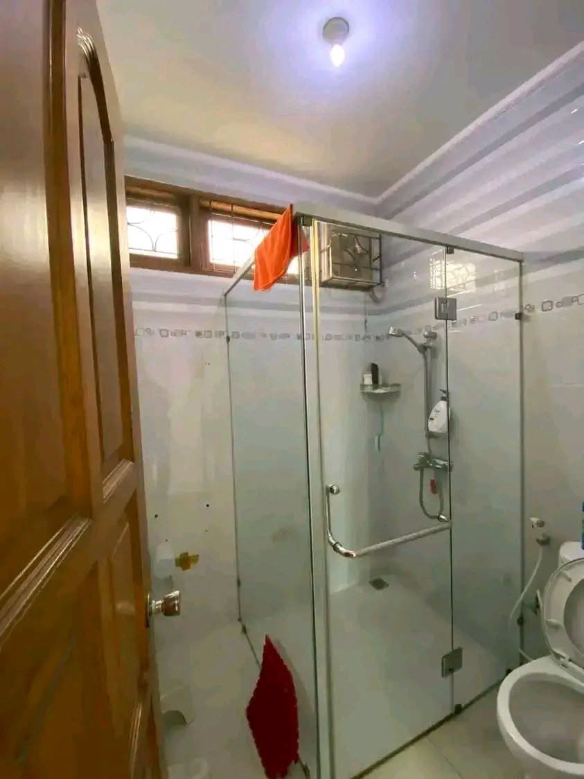 Spacious 6-Bedroom House for Sale in Puncak Pass Bogor-Cianjur 2