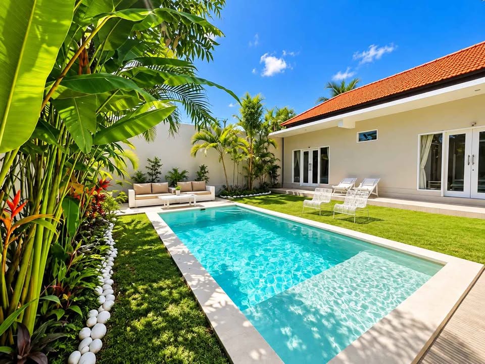 3-Bedroom Villa for Yearly Rent in Umalas Lounge, Kerobokan with Pool & Parking 4
