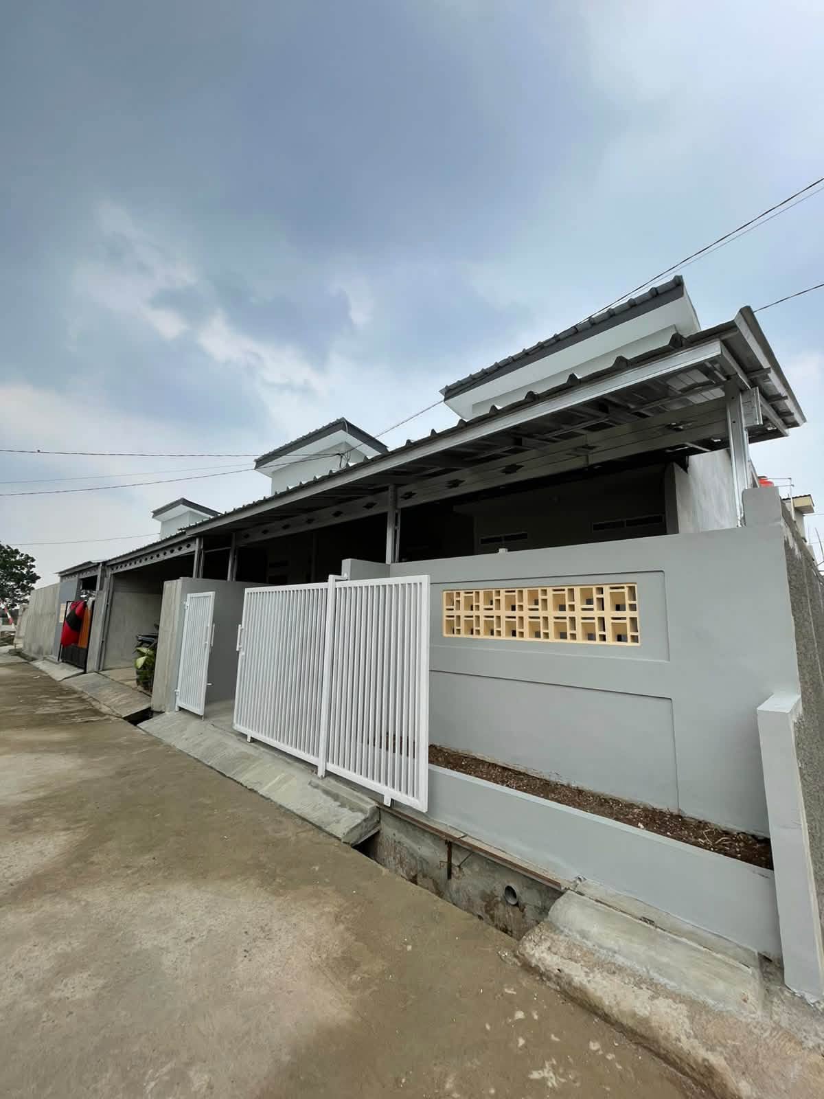 2-Bedroom House for Sale in Central Jakarta with Toll Access