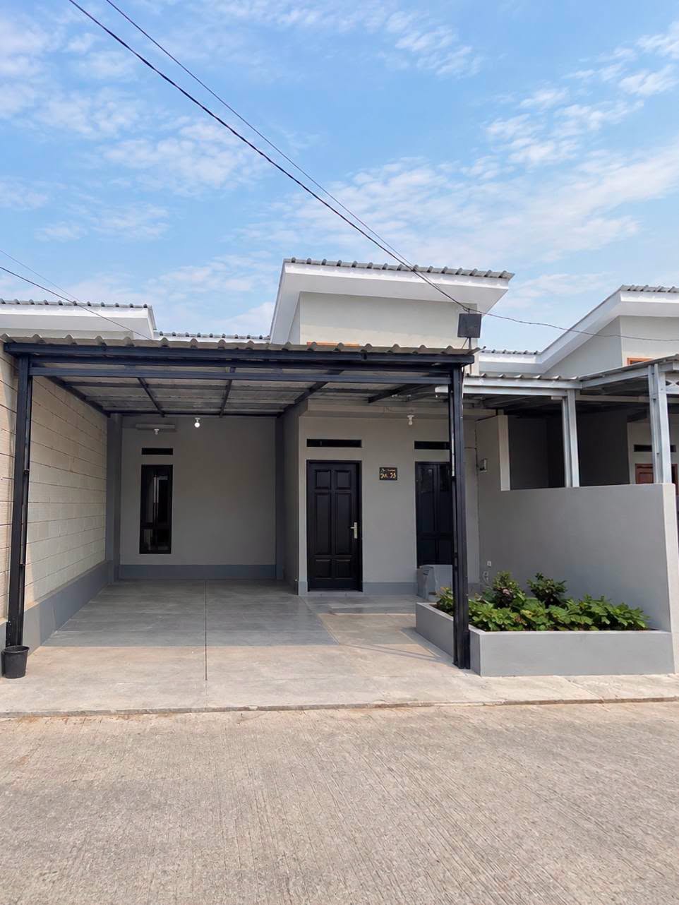 House for Sale in Batok, Bogor with Kitchen Set and Parking 2