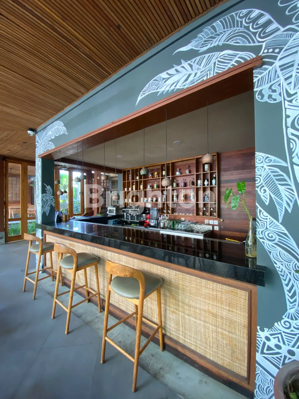 Premium Villa & Restaurant for Rent Near Echo Beach Canggu | Running Business 3