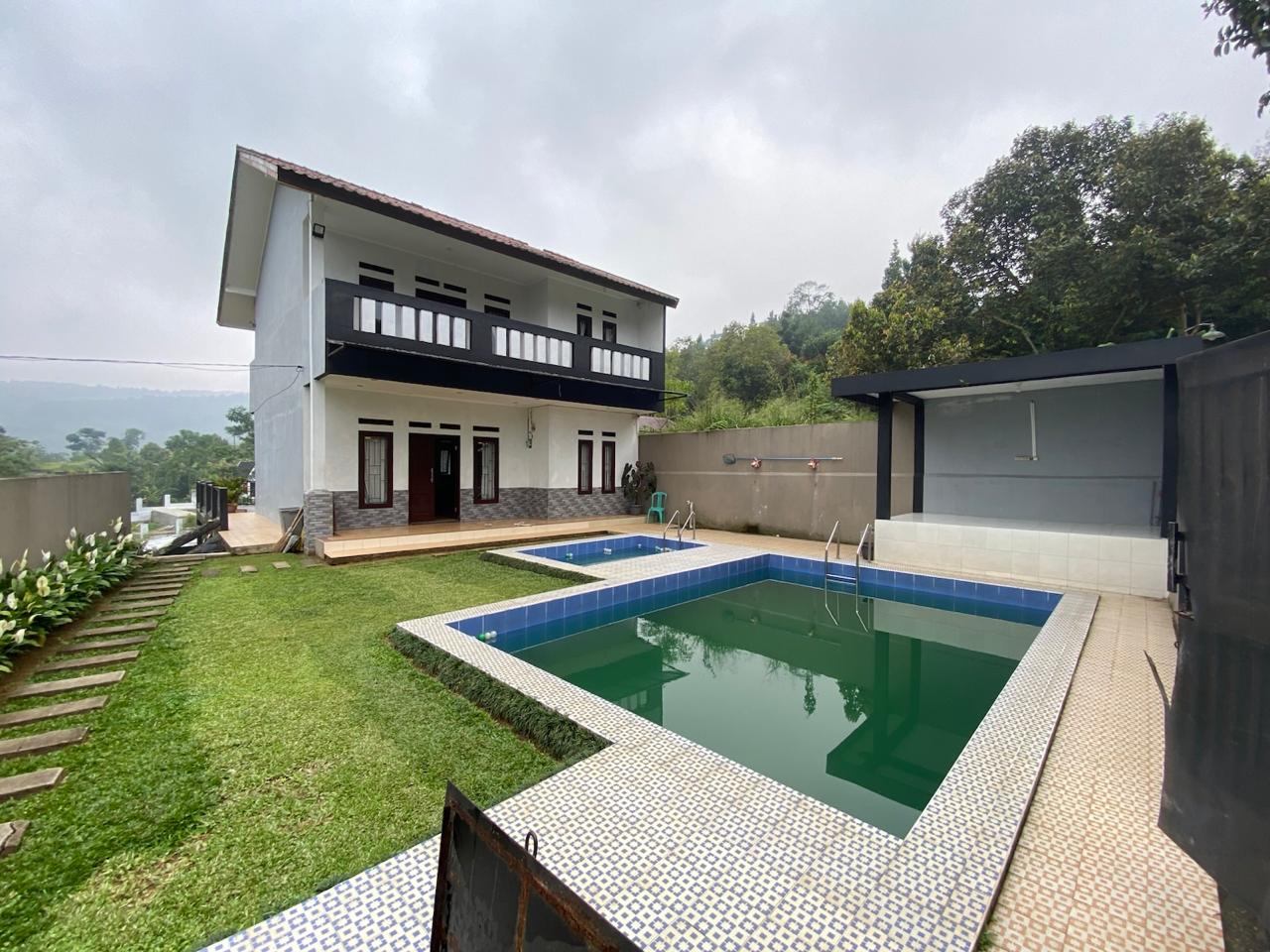 Villa 2 Lantai Dijual di Gunung Bunder Bogor Dekat Gunung Salak