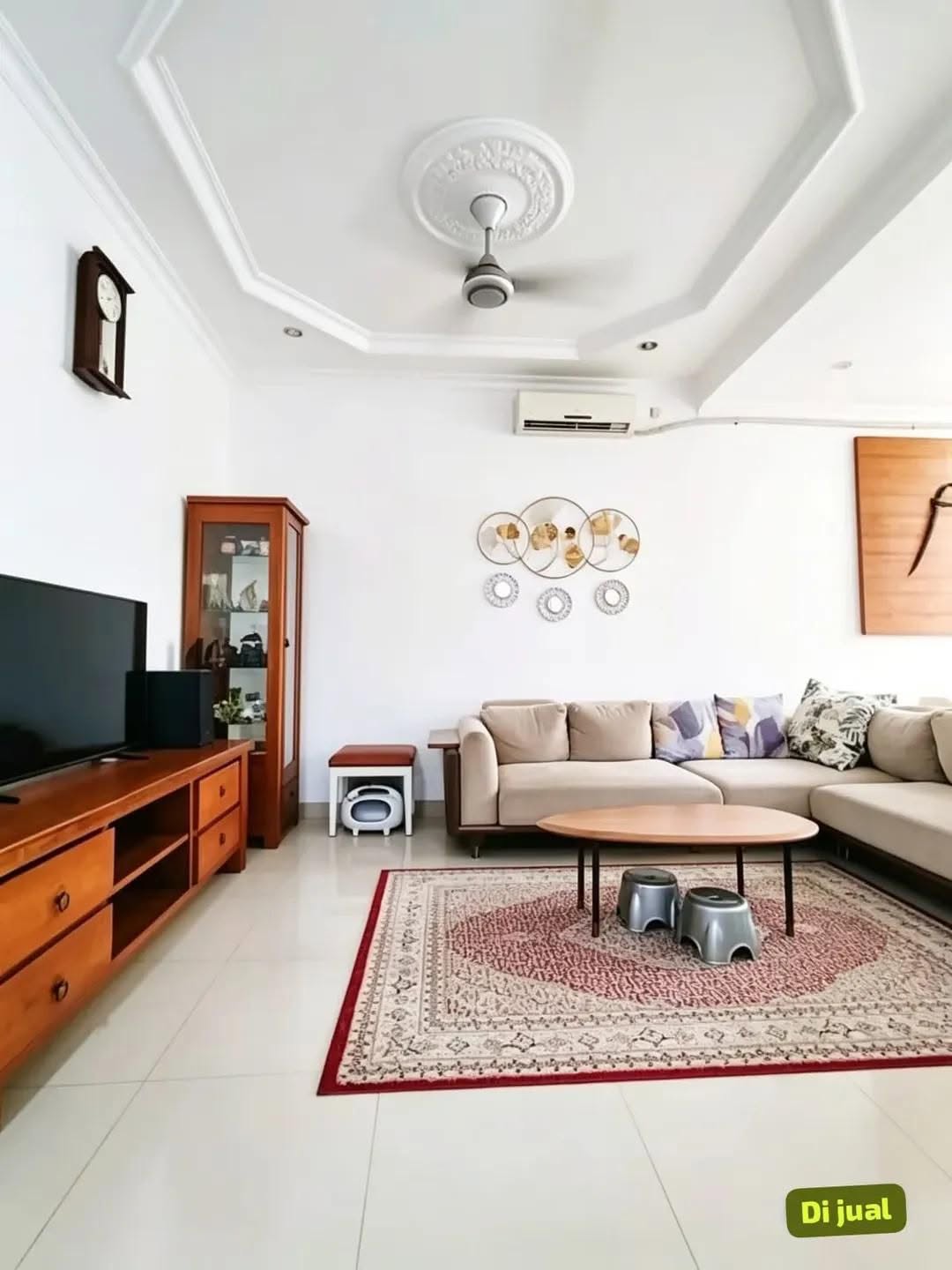 Spacious 5-Bedroom House for Sale in Pondok Kelapa, Jakarta Timur 7