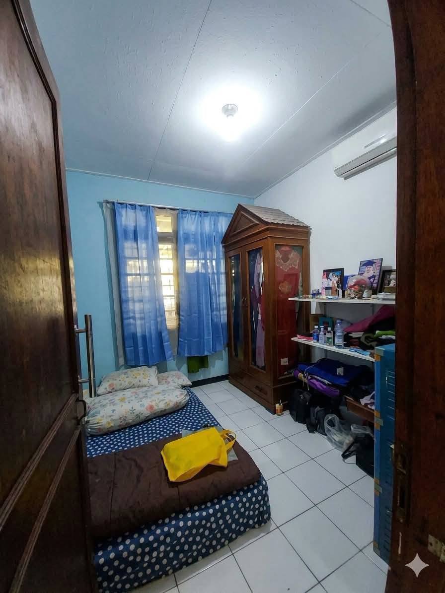 Spacious 7-Bedroom House for Sale in Kebon Jeruk, West Jakarta 8