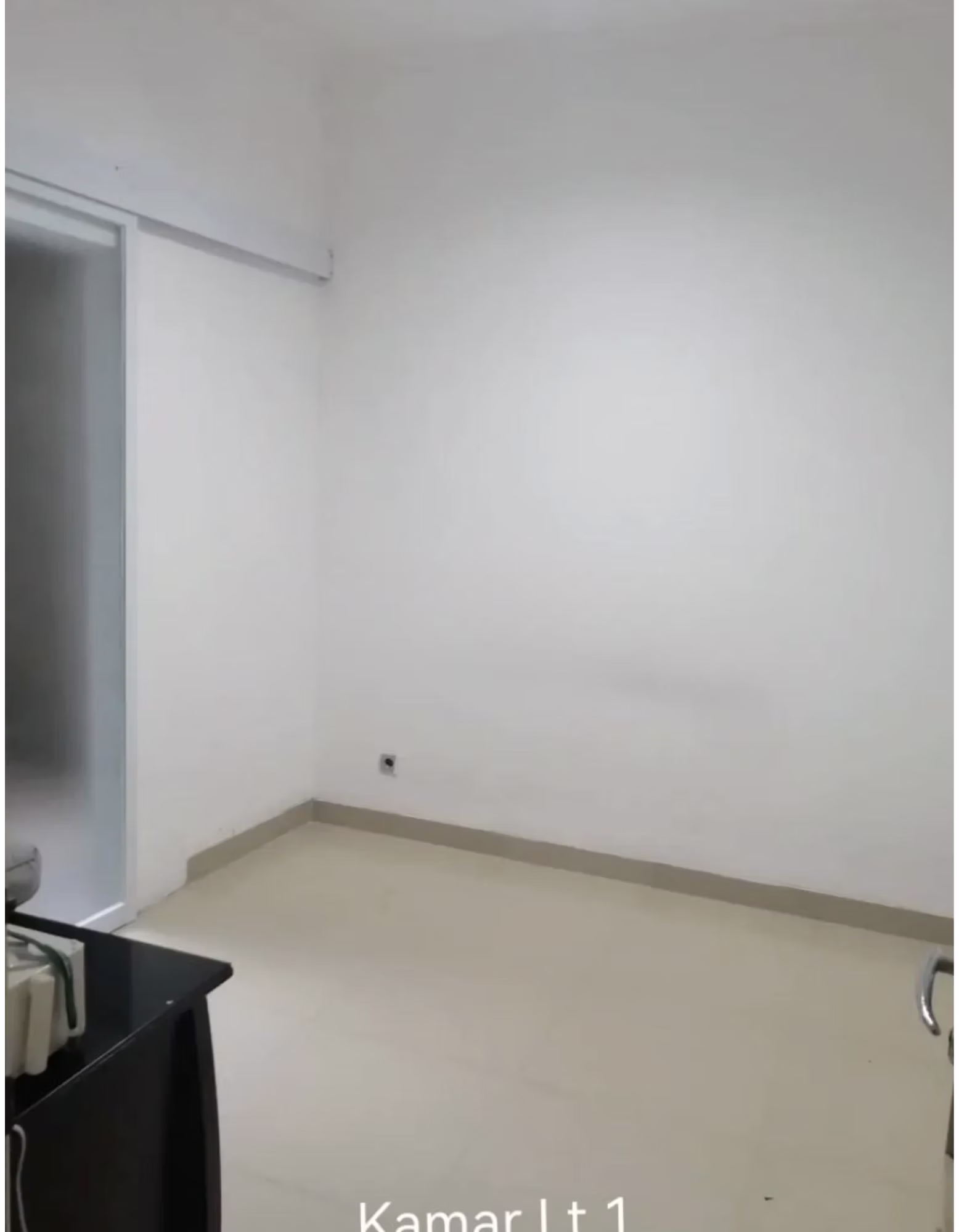 Rumah Besar Berly Timur Gading Serpong | 5+1 KT, SHM, Semi Furnished | Rp 3.800.000.000 3