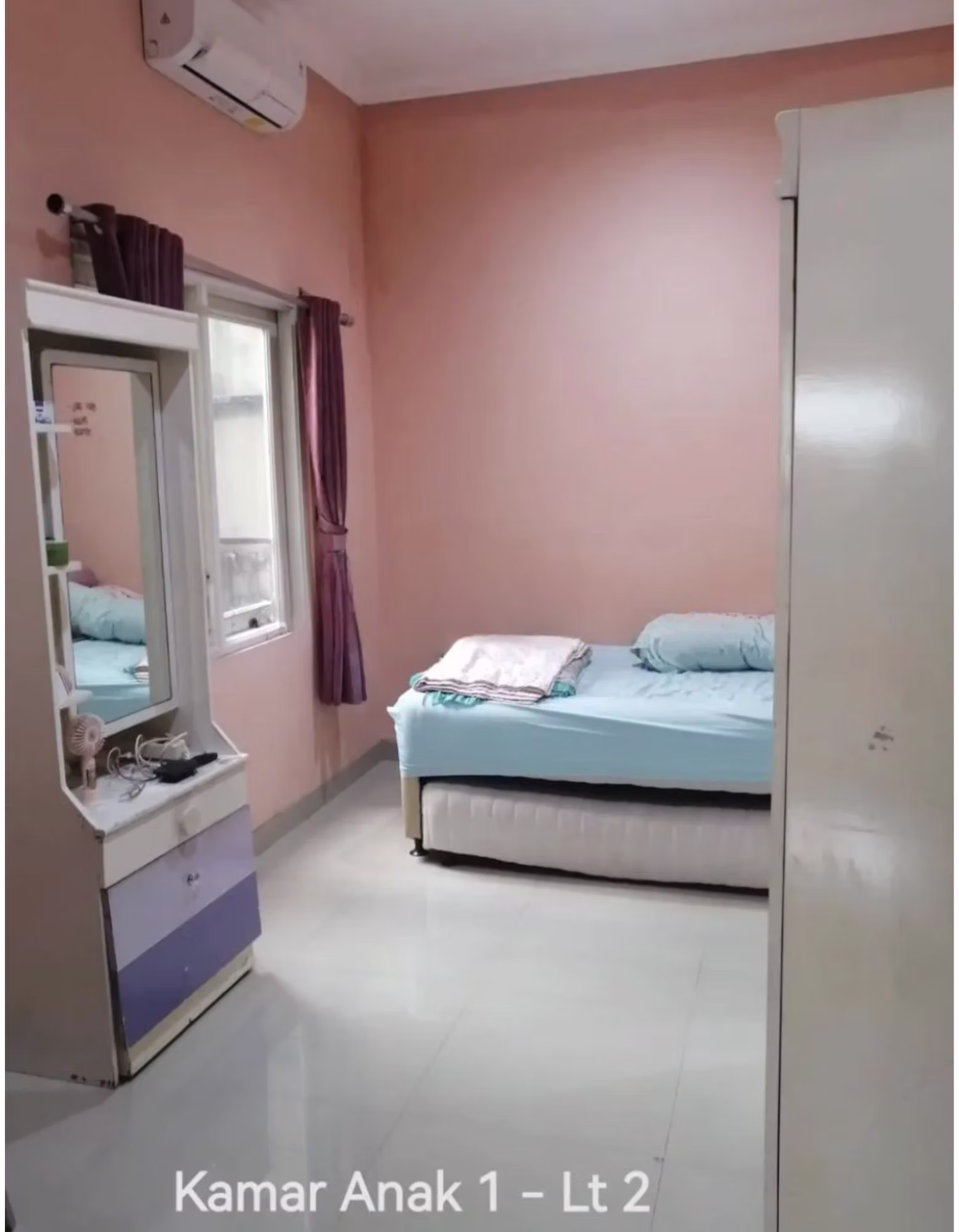 Rumah Besar Berly Timur Gading Serpong | 5+1 KT, SHM, Semi Furnished | Rp 3.800.000.000 5