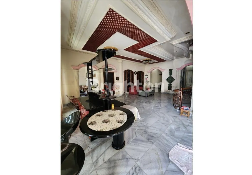Rumah Mewah 2 Lantai Taman Ratu Jakarta Barat | 3+1 KT, SHM, Garasi | Rp 6,5 M 3