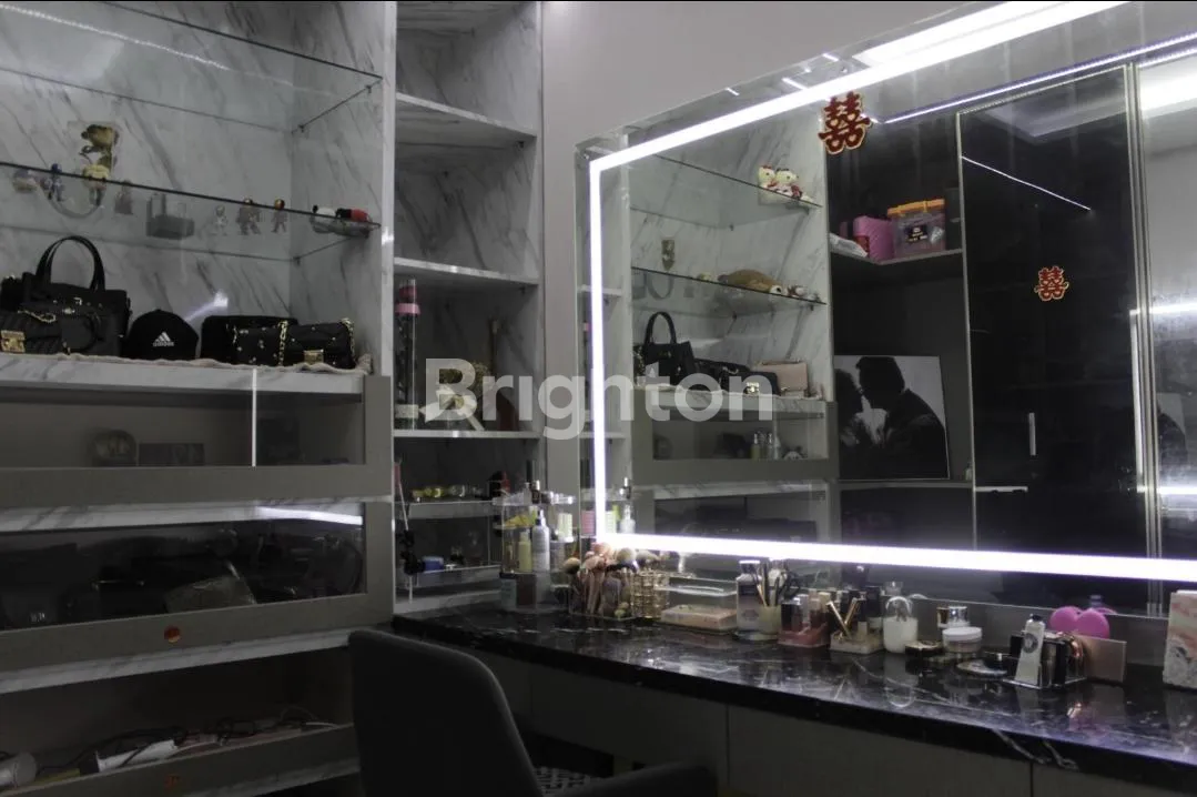 Rumah Eksklusif Fully Furnished Kalideres Jakarta Barat | 2 KT, SHM, Garasi | Rp 2,8 M 7