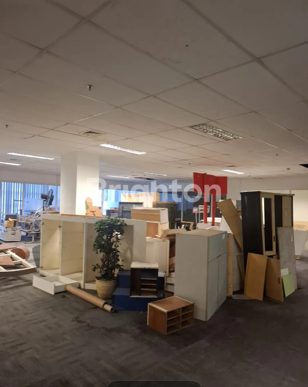 Kantor 840 m² Puri Indah Dekat Lippo Mall Jakarta Barat | Semi Furnished | Sewa Rp 2,06 M 3
