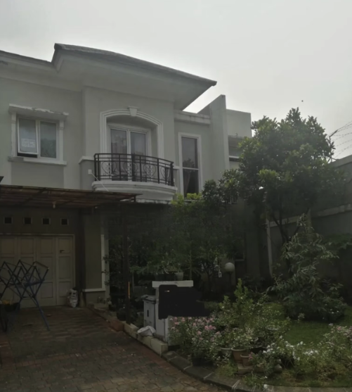 Rumah Besar Berly Timur Gading Serpong | 5+1 KT, Semi Furnished | Sewa Rp 130.000.000/Tahun