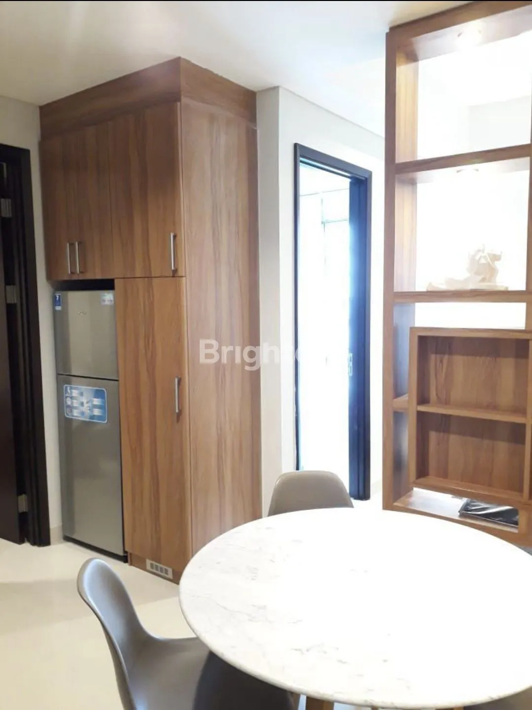 Fully Furnished 1-Bedroom Apartment for Sale in Puri Mansion, Jakarta Barat 6