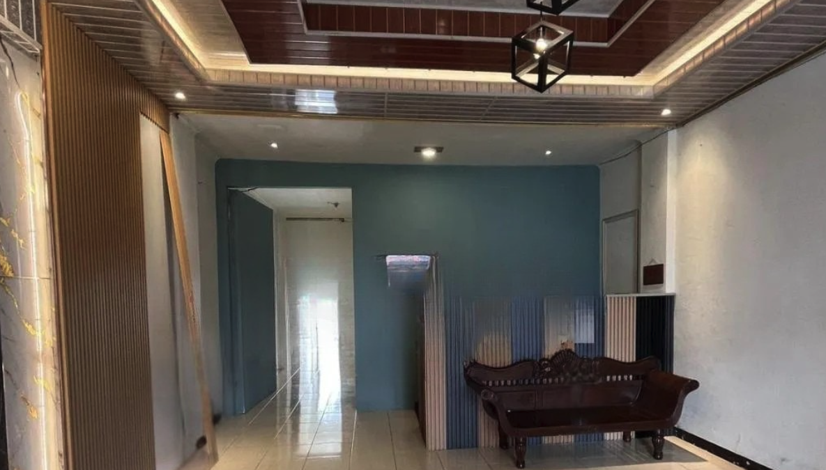 Spacious Shophouse for Sale in Sunter Agung, Jakarta Utara with Parking