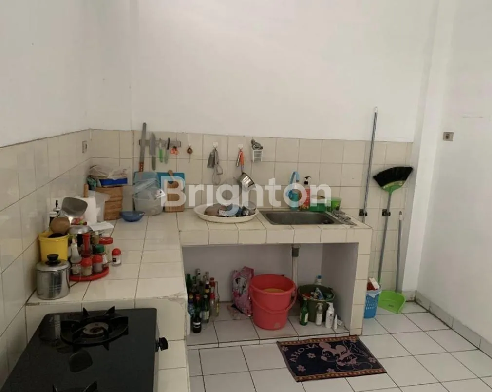 Shophouse for Sale in Duri Kosambi, West Jakarta with Parking and Freehold Title 5
