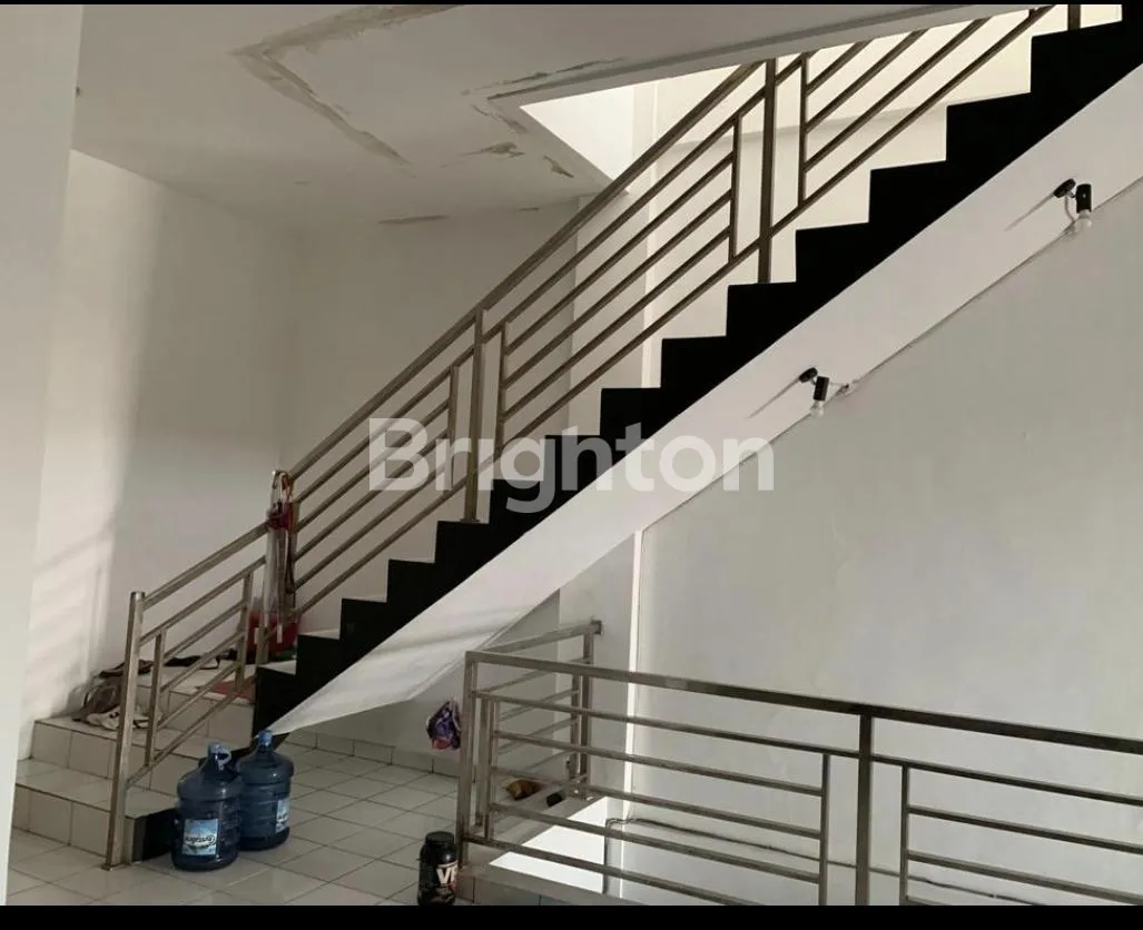 Shophouse for Sale in Duri Kosambi, West Jakarta with Parking and Freehold Title 6