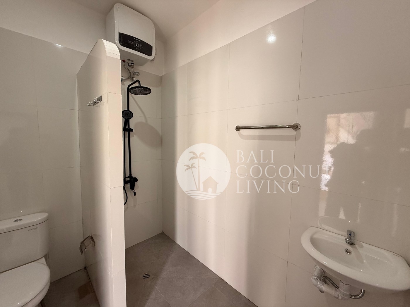 Fully Furnished 4-Bedroom Villa for Yearly Rent in Canggu, Bali 2