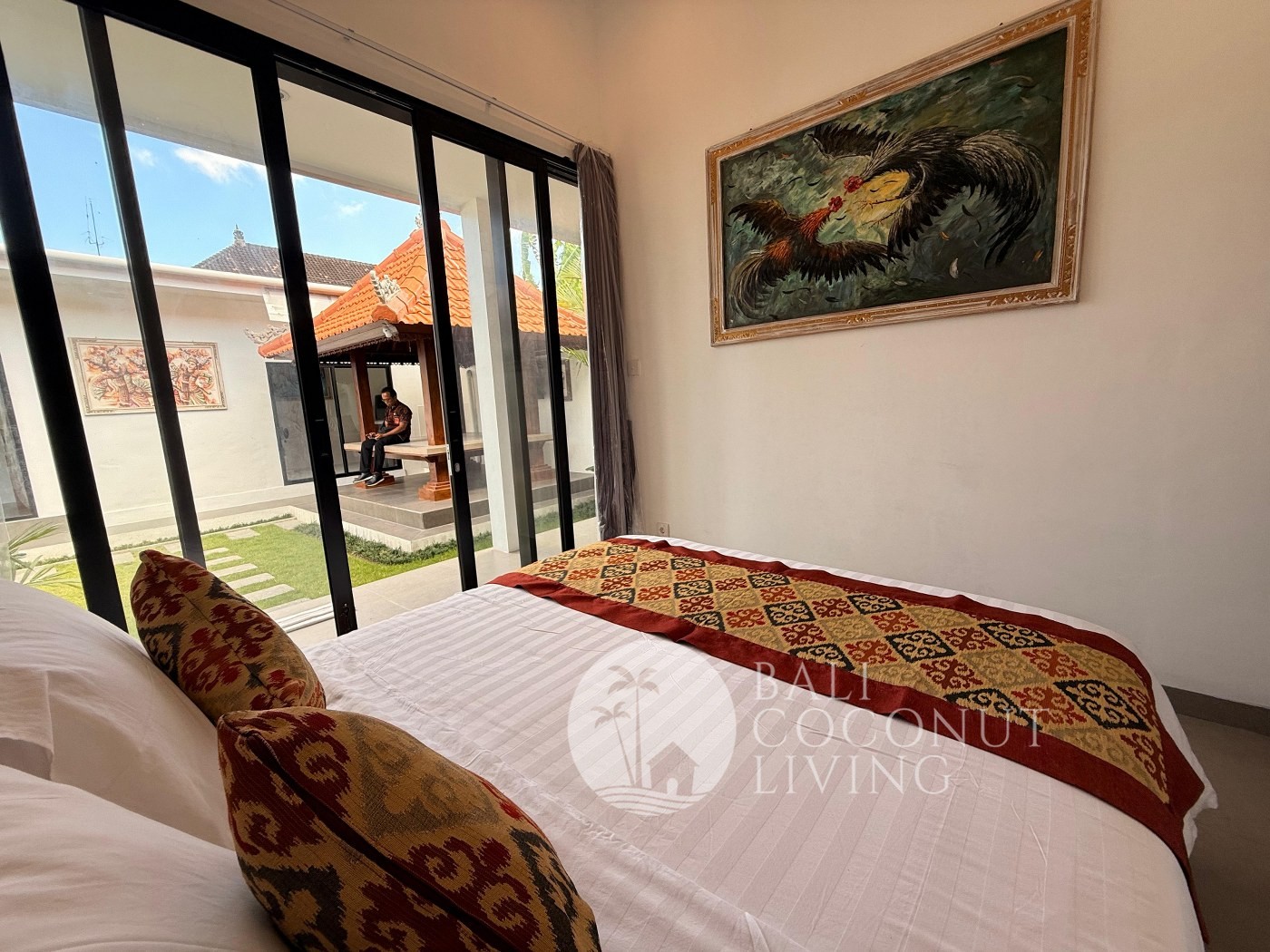 Fully Furnished 4-Bedroom Villa for Yearly Rent in Canggu, Bali 5