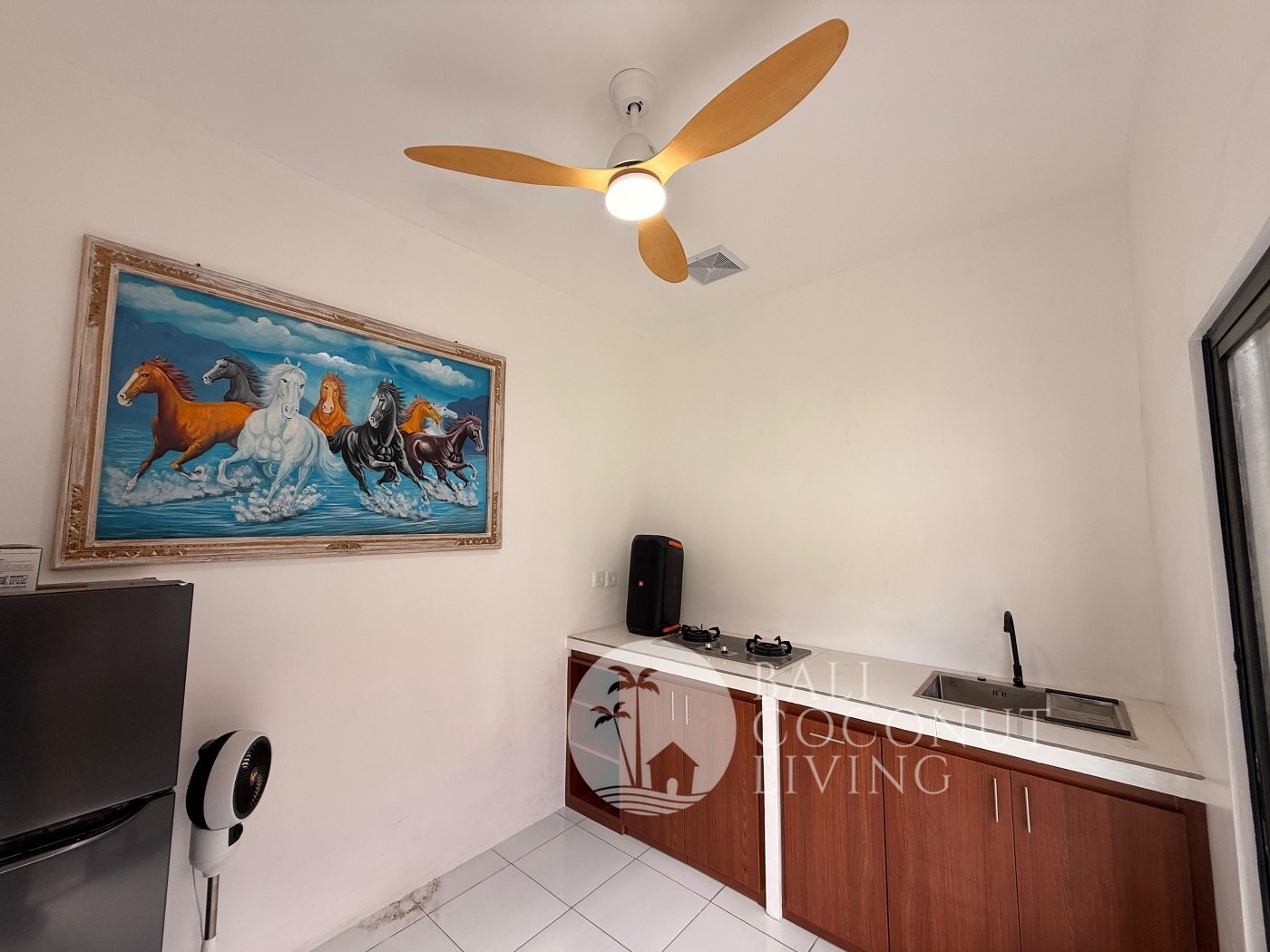 Fully Furnished 4-Bedroom Villa for Yearly Rent in Canggu, Bali 6