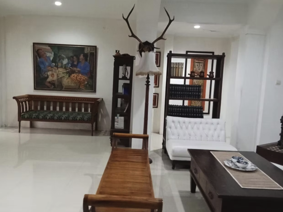 Rumah Mewah 3 Lantai Bukit Golf Hijau Sentul City | 5+1 KT, SHM, Semi Furnished 5